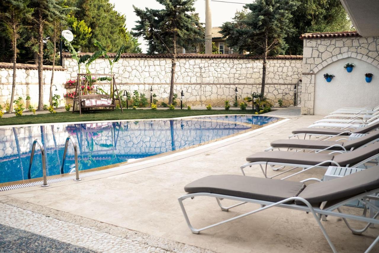 Deruni Butik Hotel Izmir Bagian luar foto